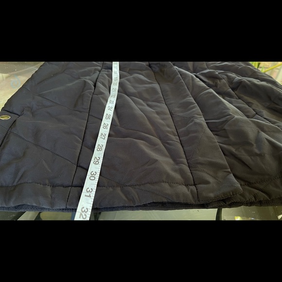 Vest - Picture 9 of 10